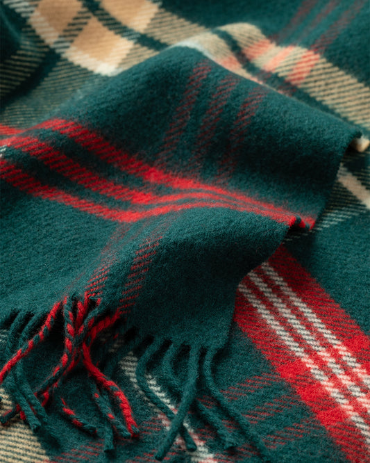 Johnstons of Elgin Lambswool Christmas Blanket in Green Limited Edition WD000583RU7725ONE