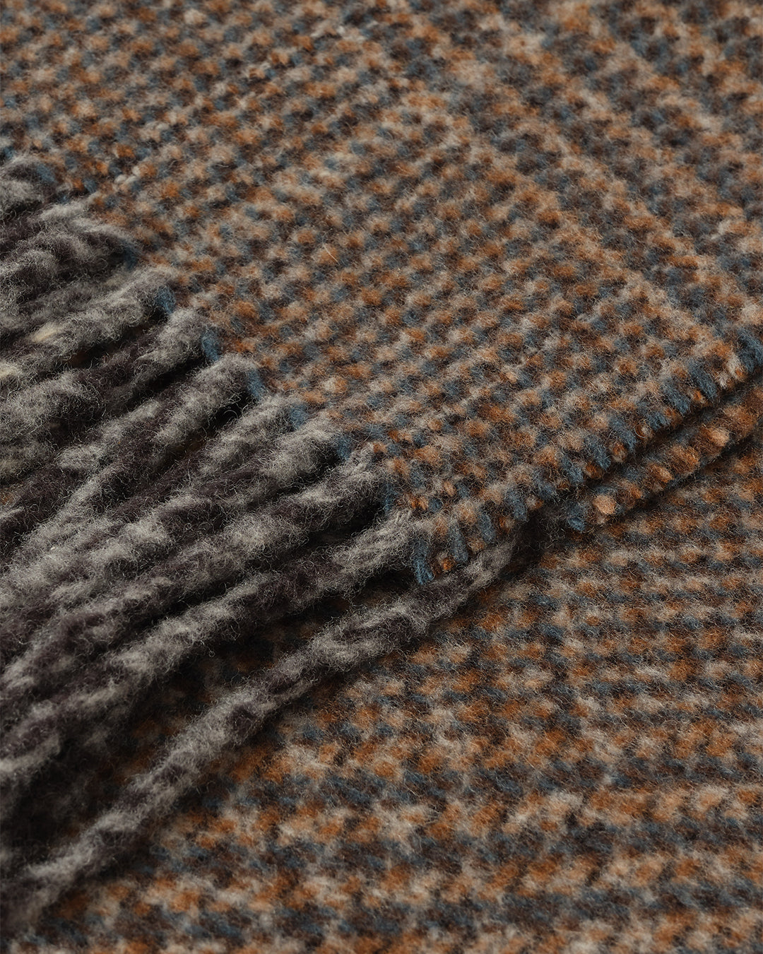 Johnstons of Elgin 100% Wool Tweed Throw in Brown Urquhart Check WDC01930RU7774ONE