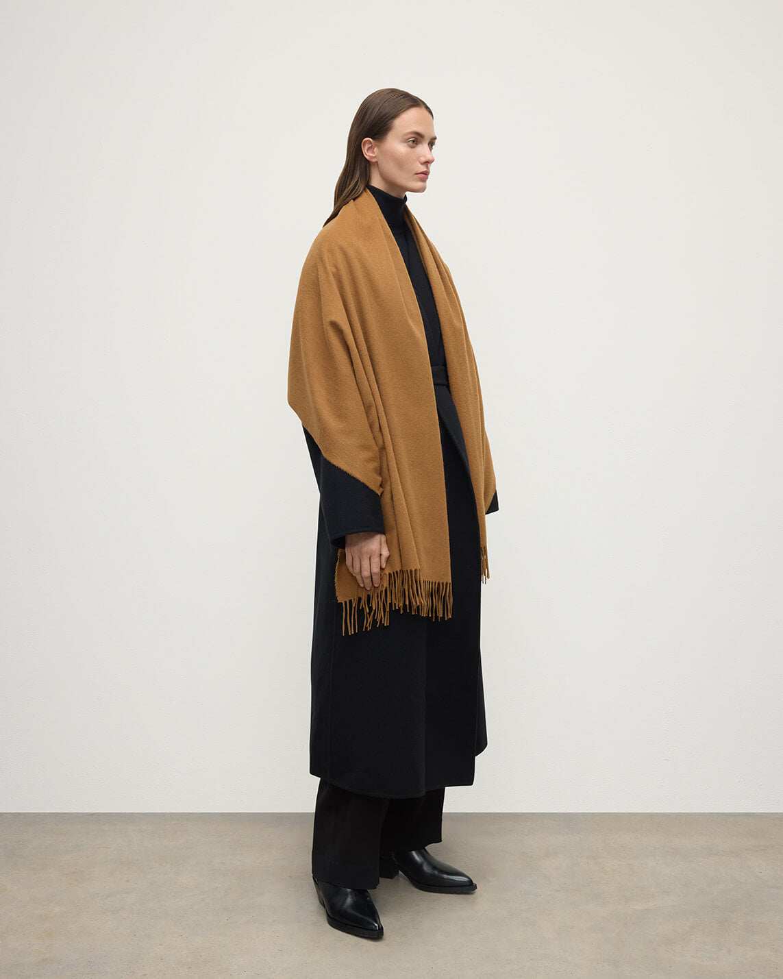 Pure Vicuña Stole | Vicuña Accessories | Johnstons of Elgin