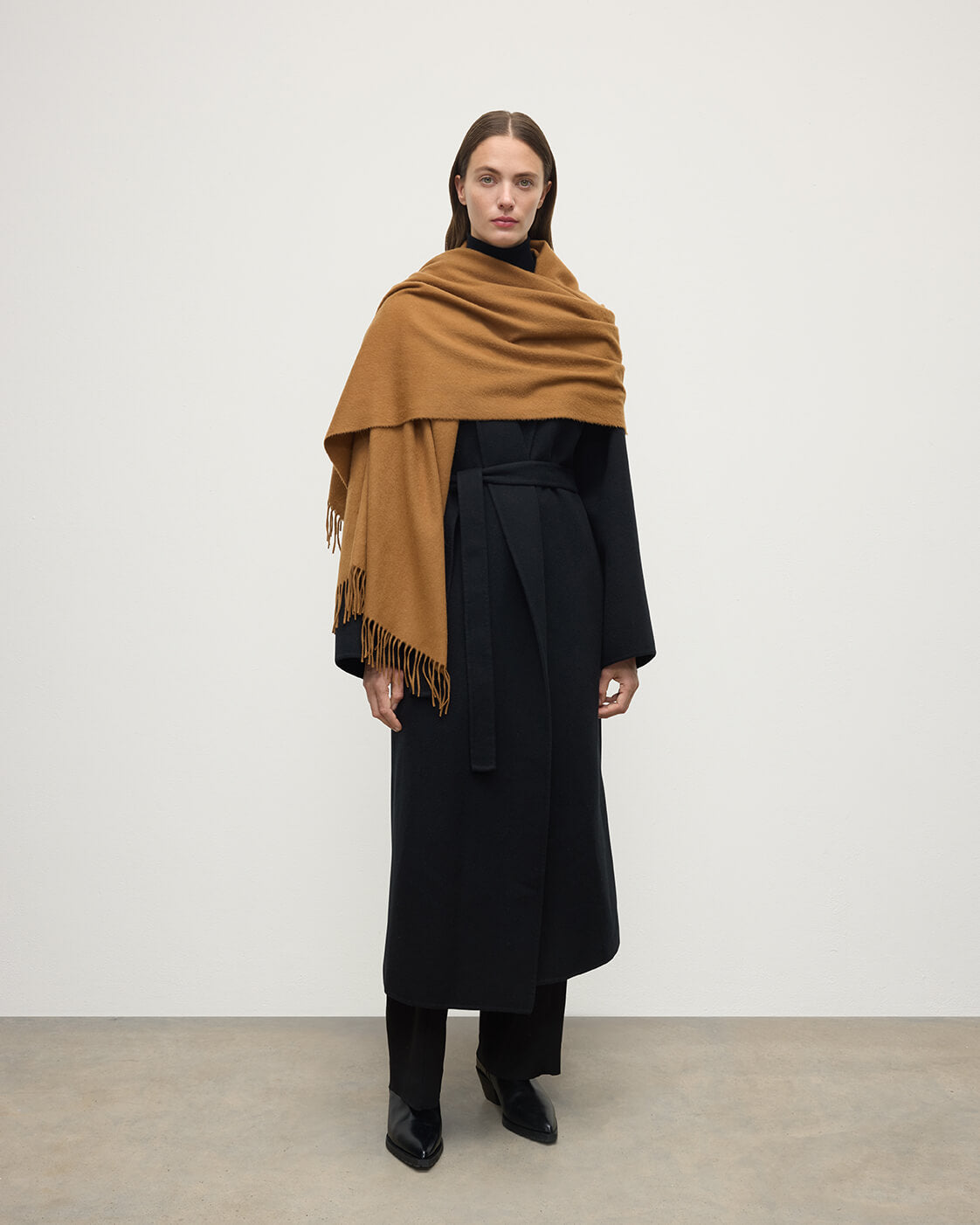Pure Vicuña Stole | Vicuña Accessories | Johnstons of Elgin