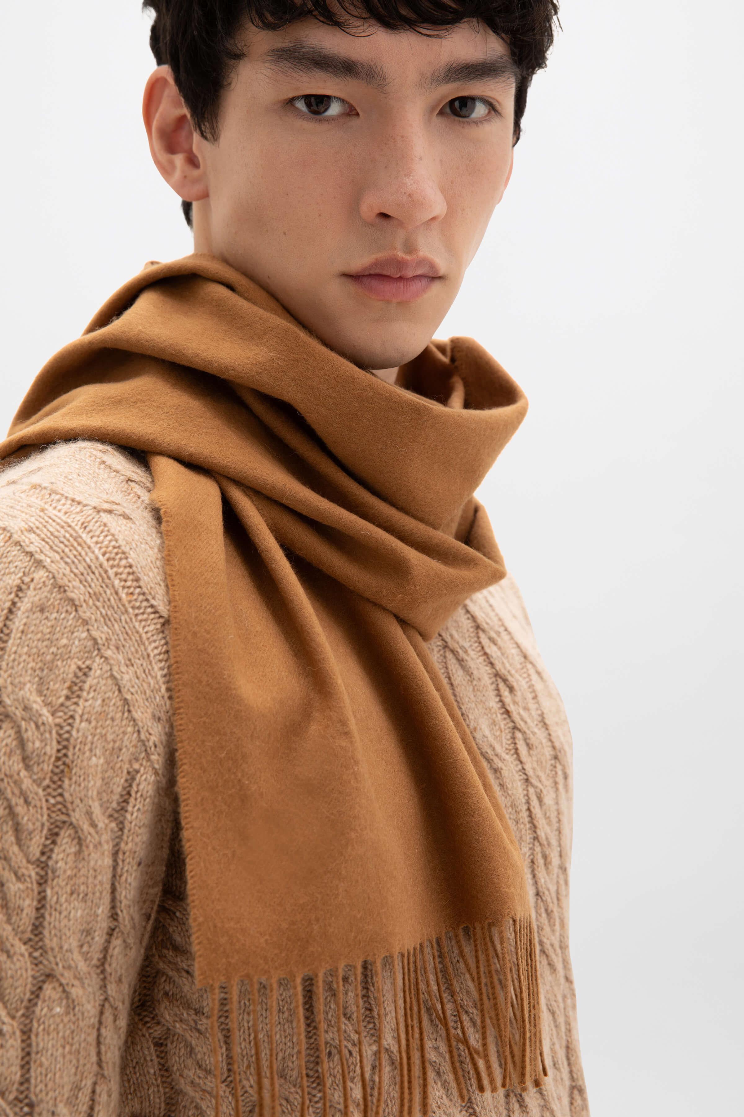 Johnstons of Elgin Pure Vicuña Scarf WR000025SB3022ONE