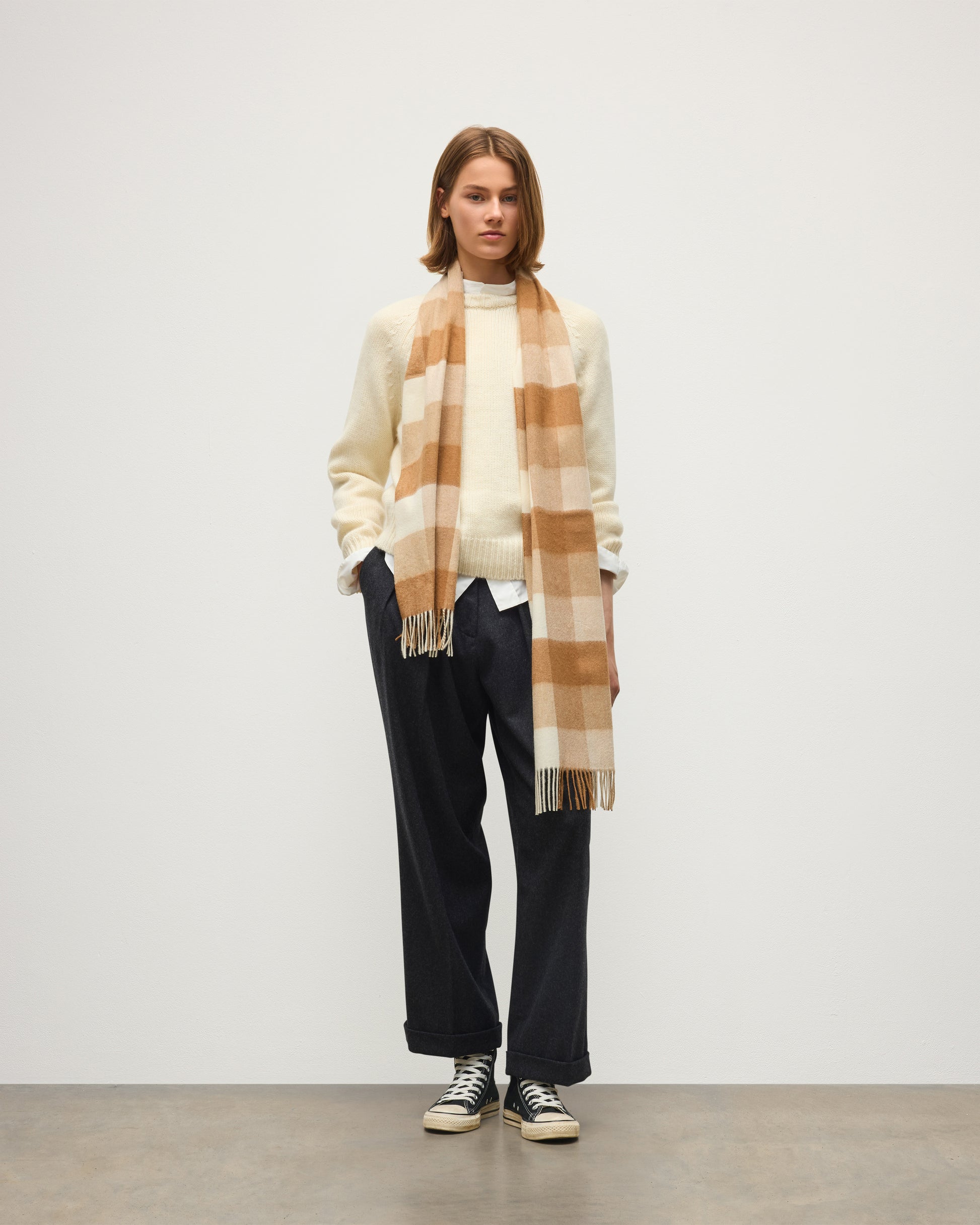 Johnstons of Elgin Vicuna  Block Check Cashmere & Vicuña Scarf WV000015RU5642N/A